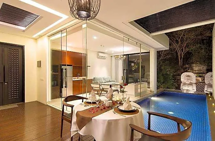 The Sterling Uluwatu ペチャトゥ