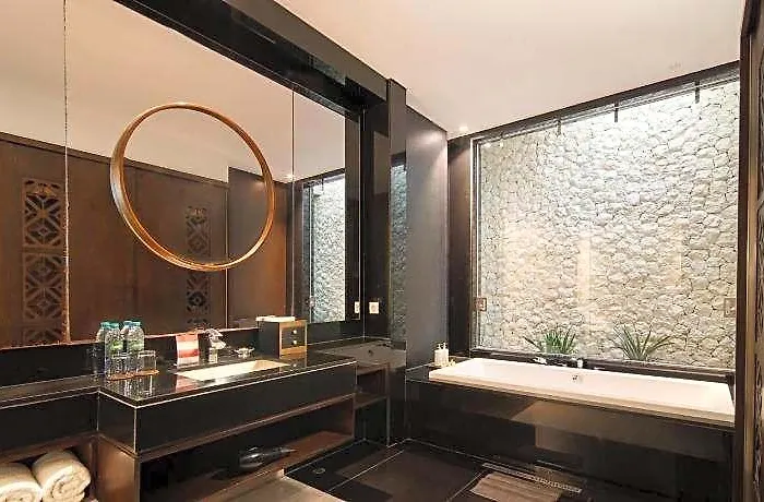 The Sterling Uluwatu 5*