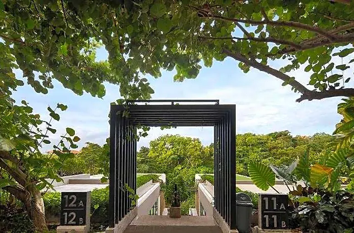 ホテル The Sterling Uluwatu 5*
